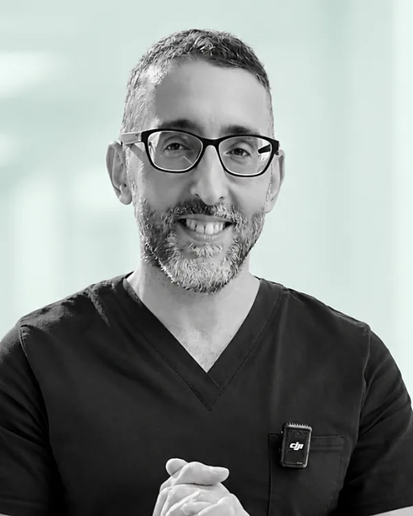 Dr. Gonzalo Rueda